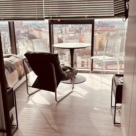 Hanza Tower Level Xv Signature Aparthotel