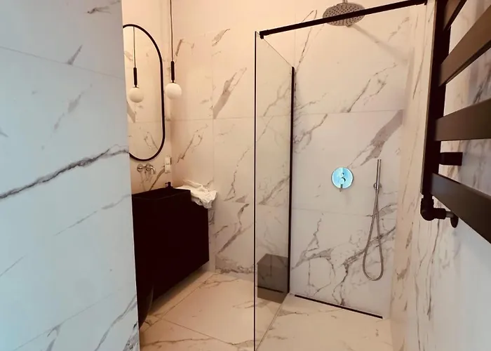 Aparthotel Hanza Tower Level Xv Signature 3*